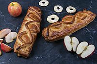FROZEN - PARVE - Krantz Cake Apple (Babka)