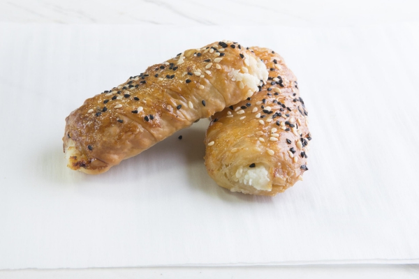FROZEN - DAIRY - Bourekas Kashkaval (5kg/11lbs)