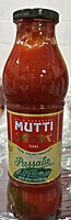 Mutti - Tomato Puree w/ Basil Leaf (24.5oz/700g)